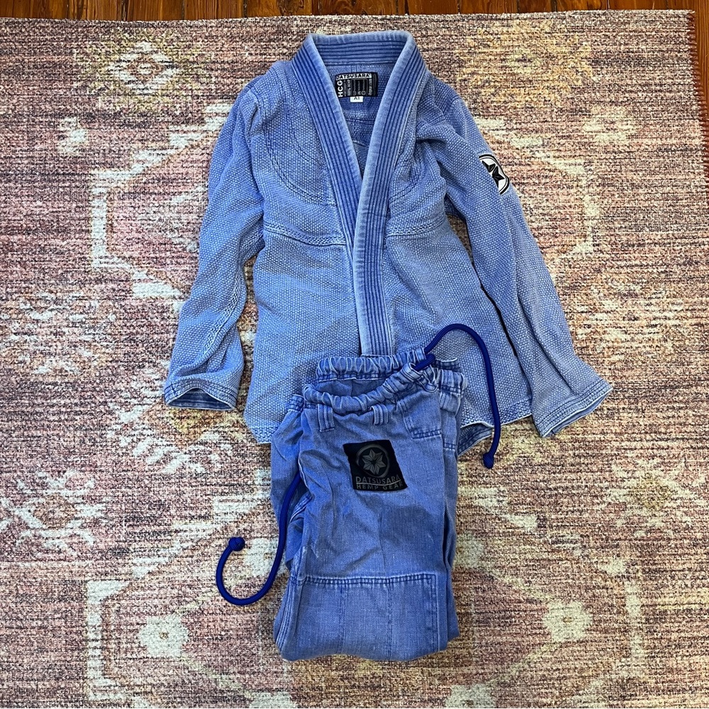 Datsusura Blue Jiu-Jitsu Gi
